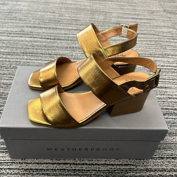 🔥🔥🔥Aquatalia Metallic Gold Leather Sandals Heels Size 7 - Picture 3 of 15